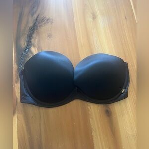 Victoria's Secret Black strapless bra